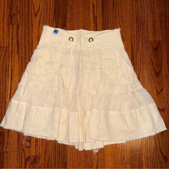 FREE PEOPLE Tiered Mini Skirt Ivory Boho Raw Hem Size Large - Picture 1 of 5